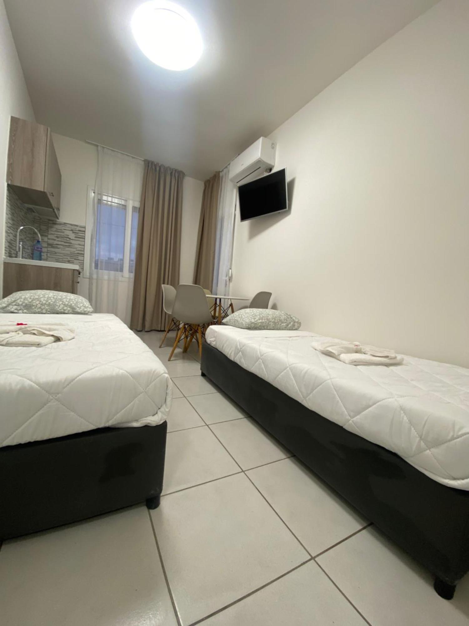 Opalium Beach Front Suites Potos Exterior photo